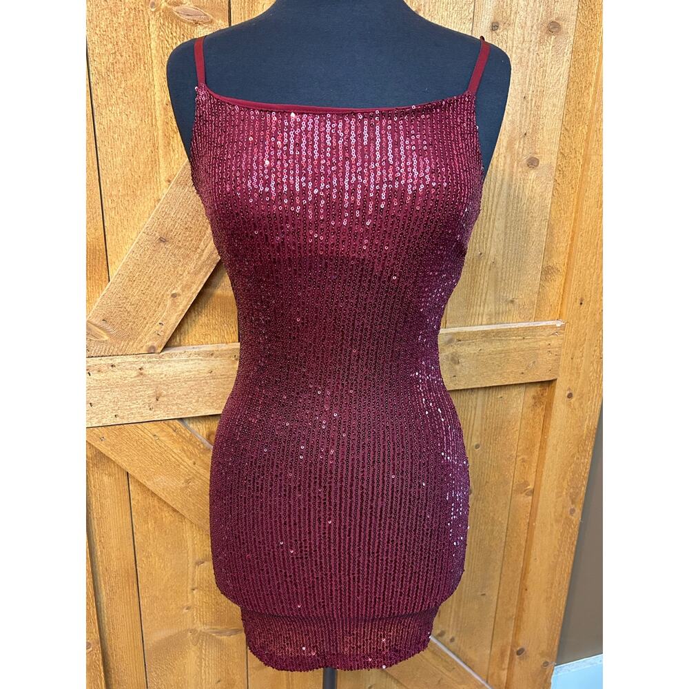NWT Madrag Burgundy Sequin Dress Bodycon Party Club Special Women's Small